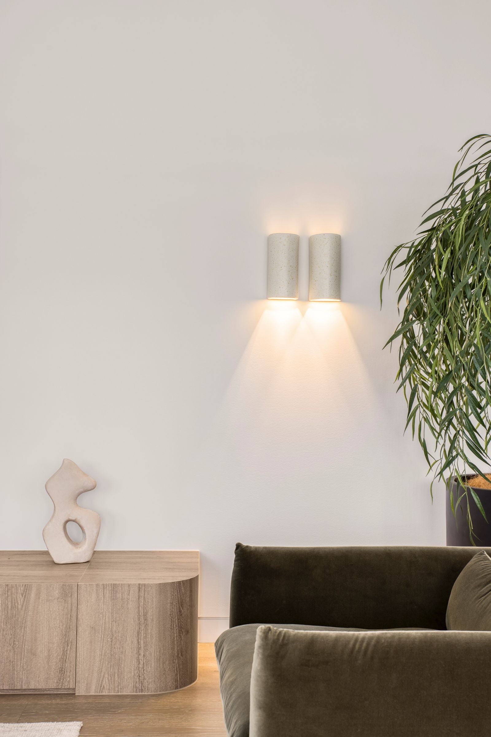 Freckles Tall | Ceramic Wall Light
