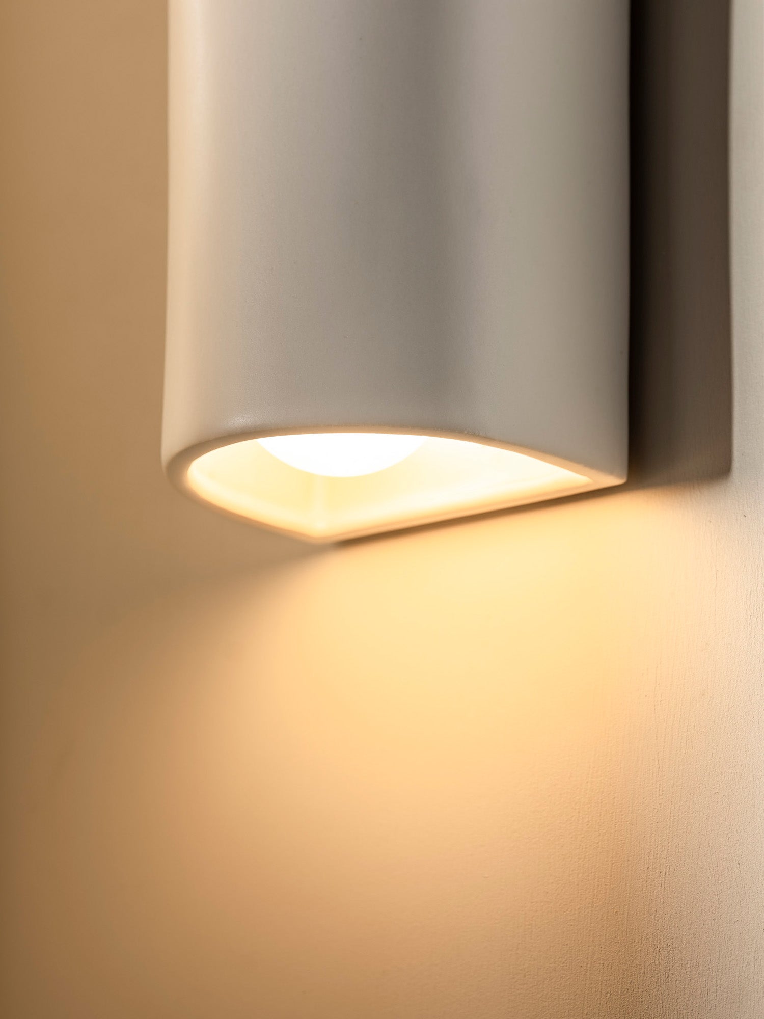 Dawn Tall | Ceramic Wall Light