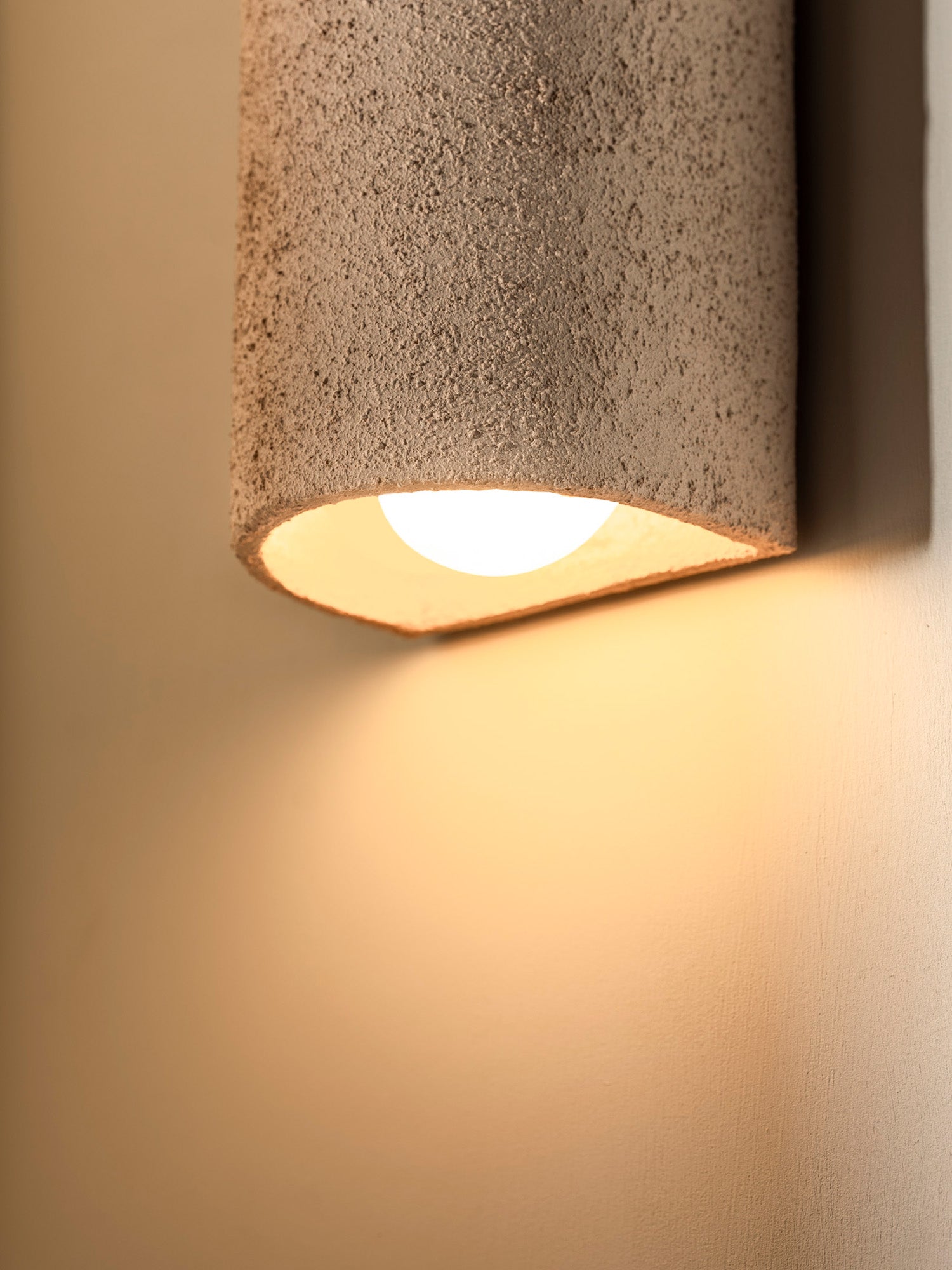 Nudie Short | Ceramic Wall Light