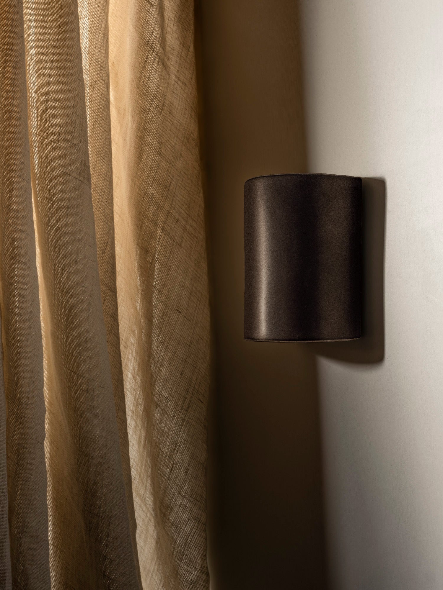 Slate Short | Ceramic Wall Light