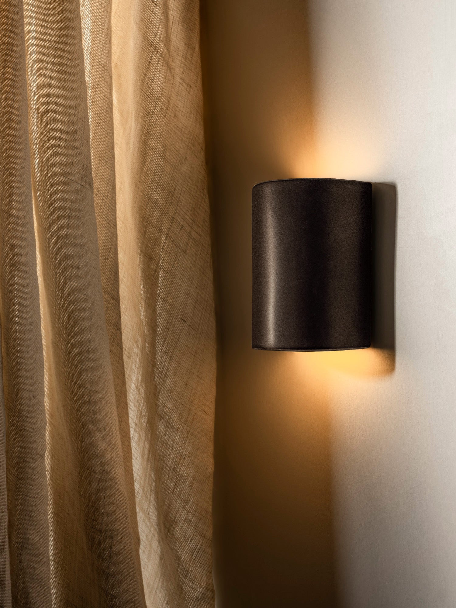 Slate Short | Ceramic Wall Light