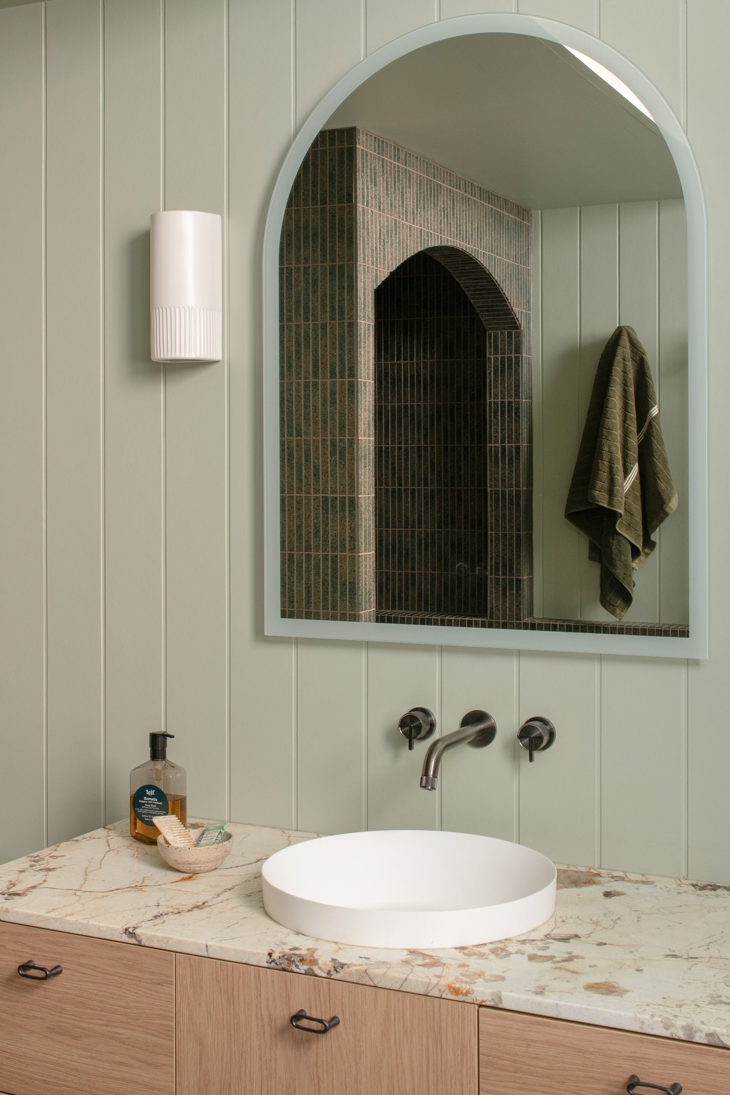 Day Tall | Ceramic Wall Light