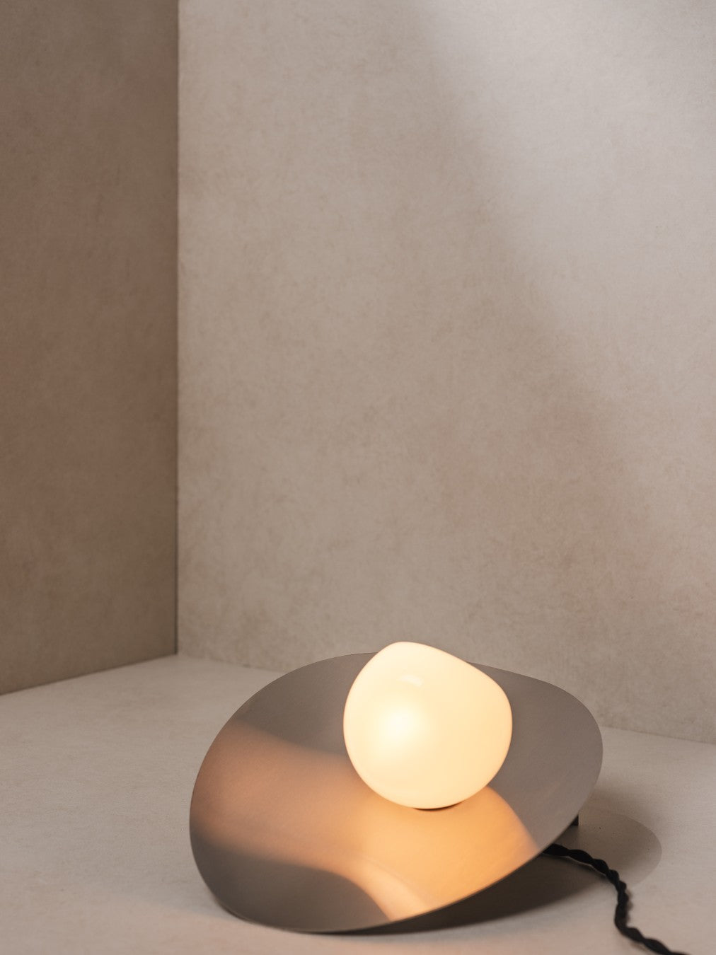 Wink | Glass & Stainless Steel Table Lamp