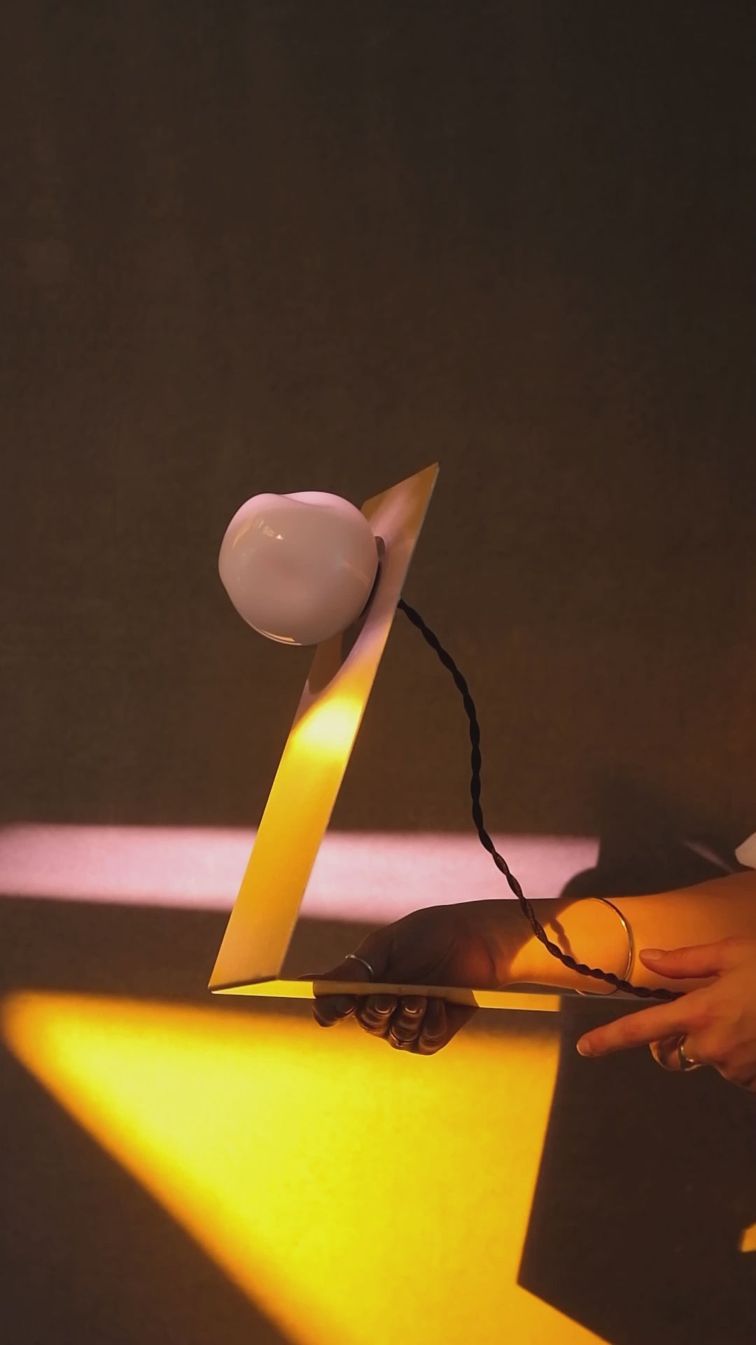 Lean Lamp video by we ponder